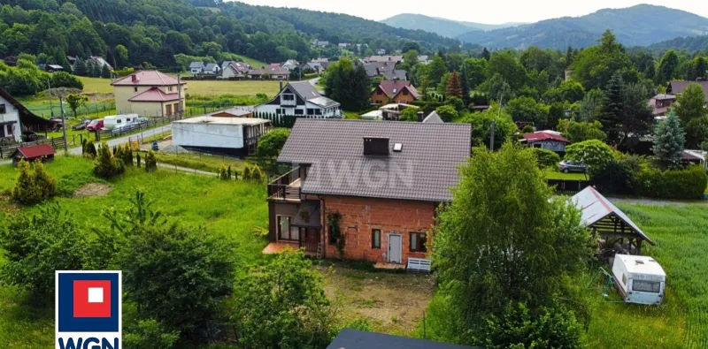 Dom na  sprzedaż Brenna - Przestronna nieruchomość